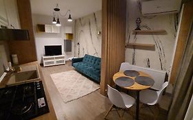 Iulius Maison Jolie